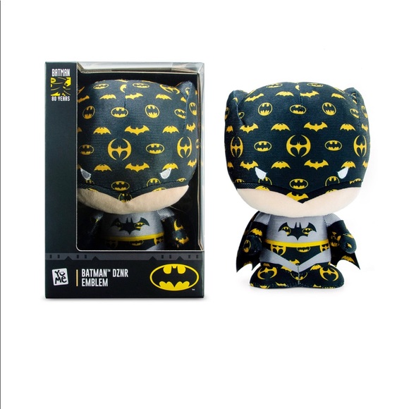7” DZNR BATMAN ENBLEM COLLECTOR’s CHIBI PLUSH - Picture 1 of 8